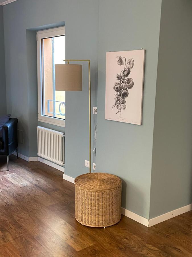 Willa Varennahouse Aston Apt Zewnętrze zdjęcie