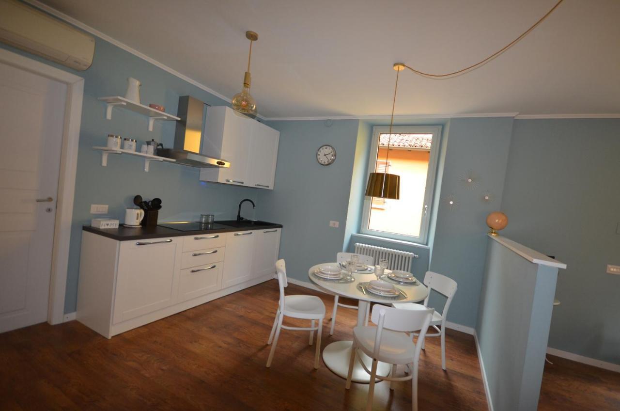 Willa Varennahouse Aston Apt Zewnętrze zdjęcie
